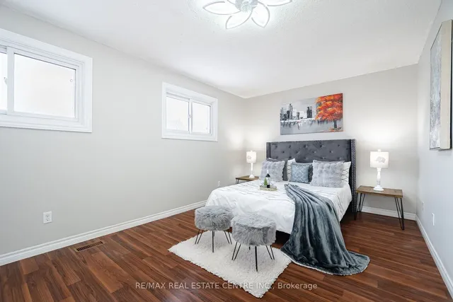 Additional image 18 of 43 Markham Cres
