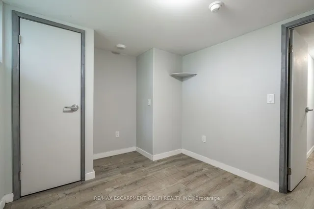 Additional image 35 of 49 Cheryl Ave