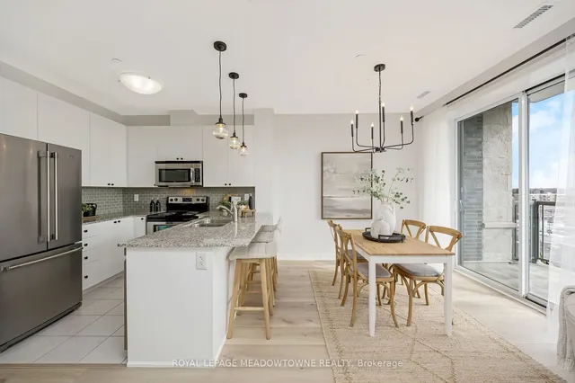 Additional image 8 of 383 Main St Unit 618