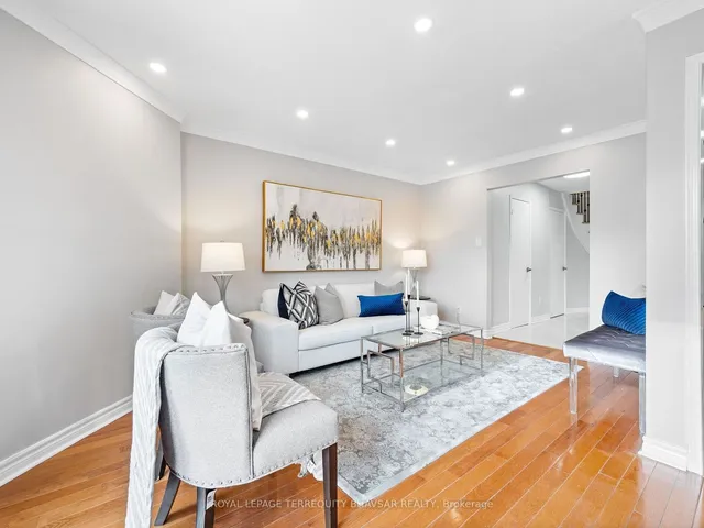 Additional image 11 of 4692 Owl Circ