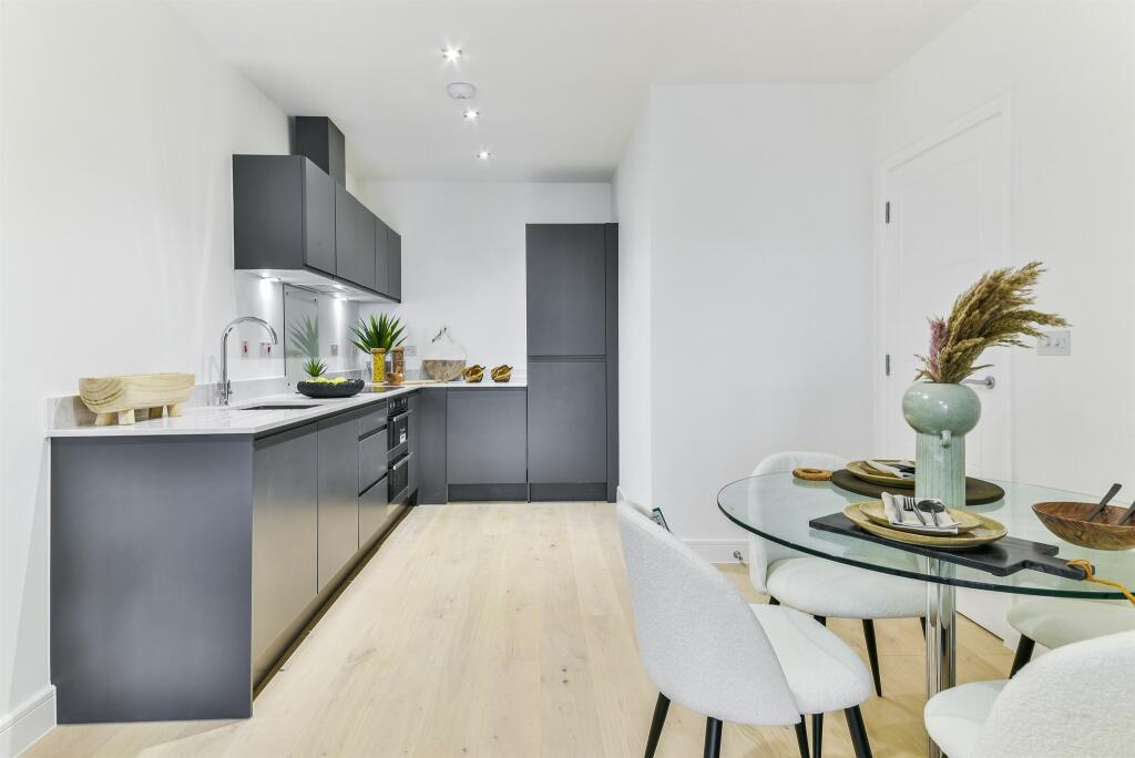 Additional image 2 of Russell Hill Road, Purley