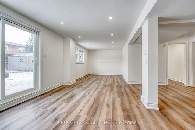 Additional image 24 of 3193 Cawthra Rd