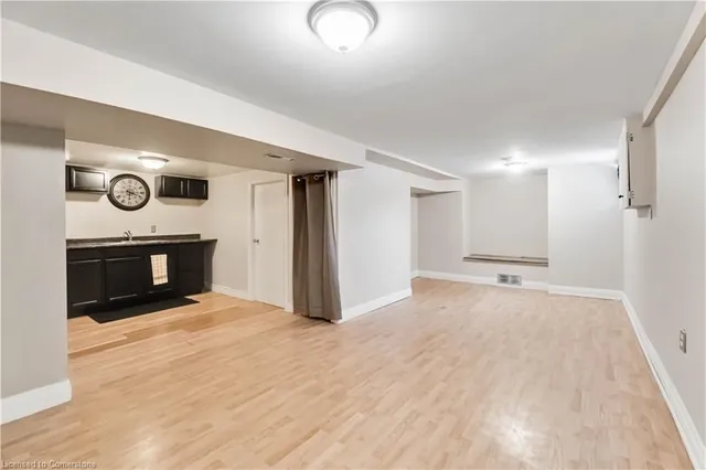 Additional image 21 of 14 Huxley Ave