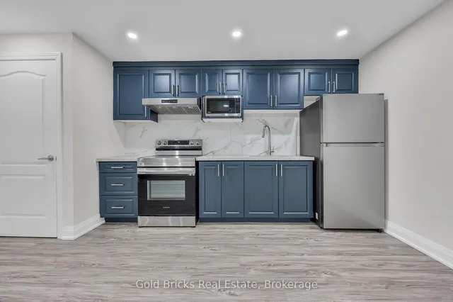 Additional image 32 of 18 Germain Circ