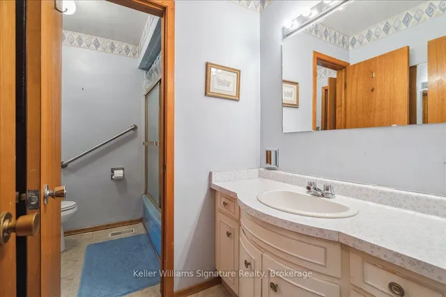 Additional image 14 of 3302 Victory Cres