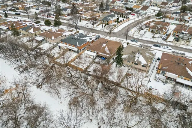 Additional image 27 of 3302 Victory Cres