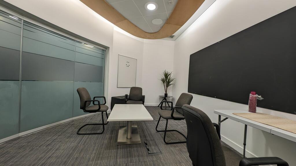 Additional image 3 of Sandwich