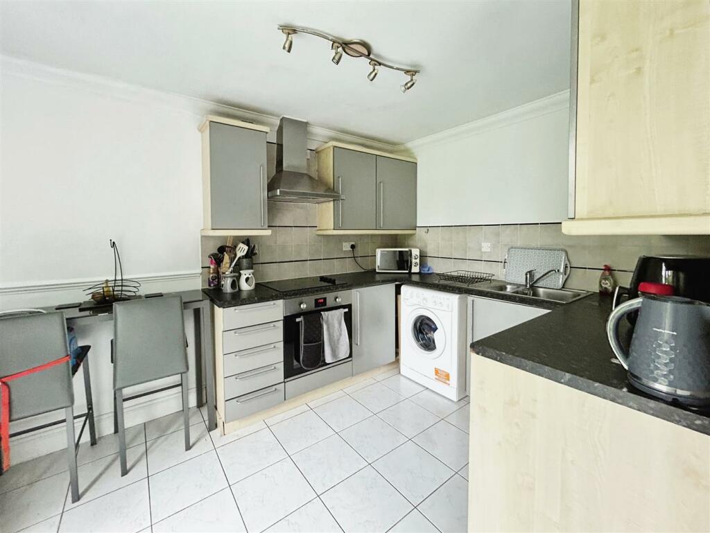 Additional image 4 of Sandwich Road, Nonington, Dover