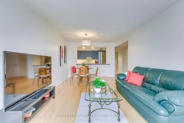 Additional image 20 of 50 Eglinton Ave Unit 403