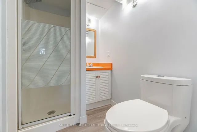 Additional image 22 of 656 Hyacinthe Blvd