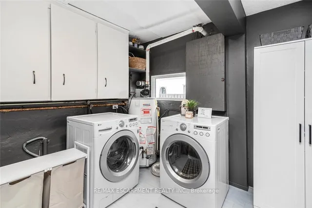 Additional image 25 of 865 Queensdale Ave