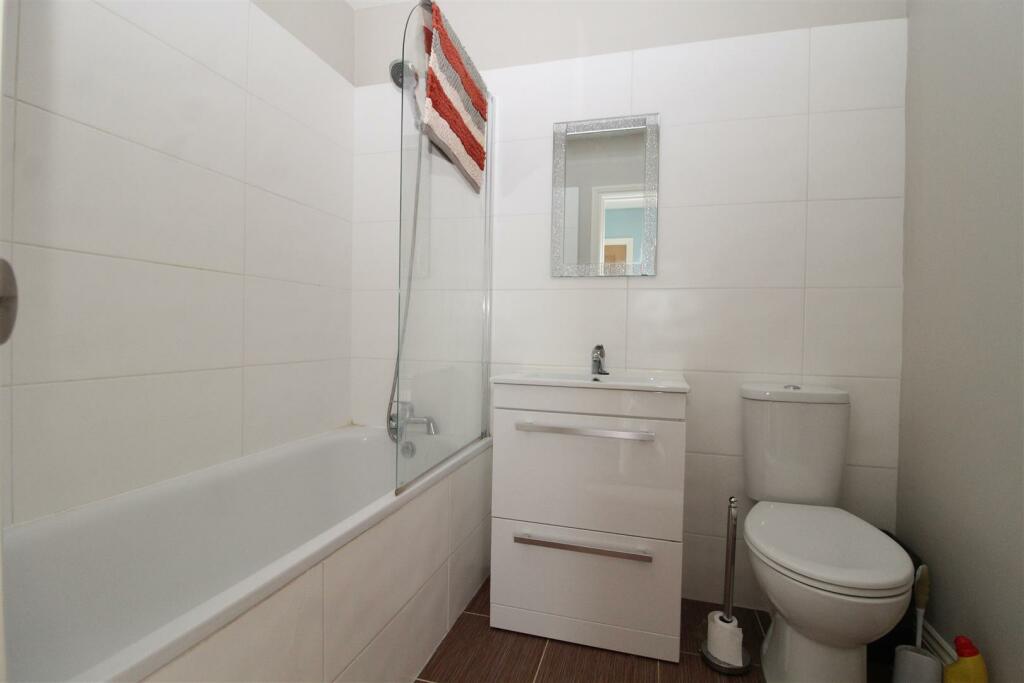 Additional image 16 of 49 Harbour Parade, Ramsgate