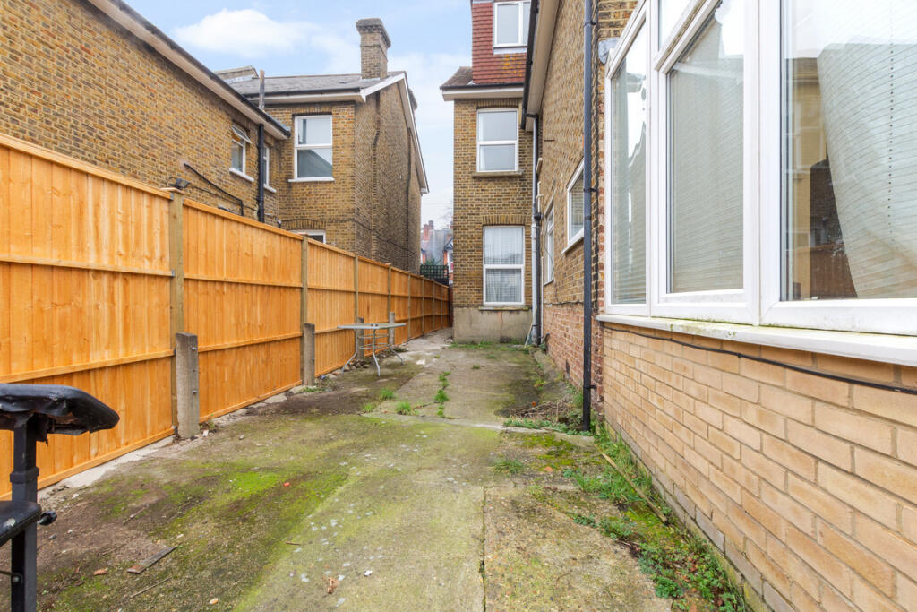 Additional image 19 of Carew Road, Thornton Heath, CR7
