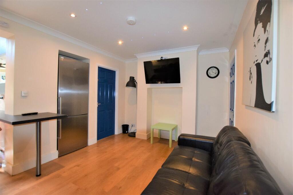 Additional image 19 of 5 Bed Student Home - 52 Martyrs Field Road