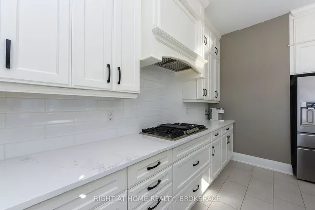 Additional image 31 of 107 Yates Dr