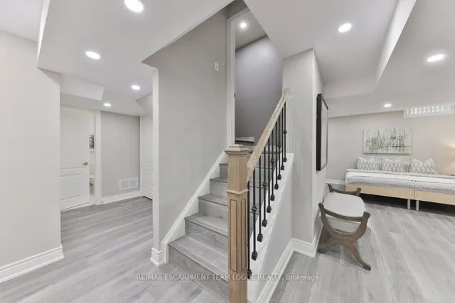 Additional image 34 of 1298 Tupper Dr