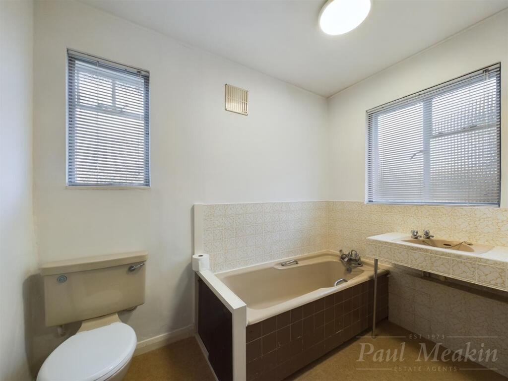 Additional image 6 of Derwent Drive, Purley