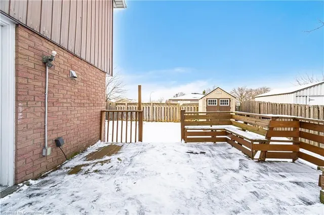 Additional image 40 of 43 Markham Cres