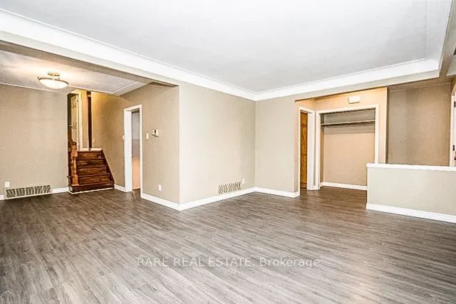 Additional image 3 of 698 West 5th St