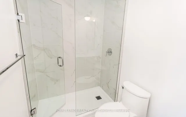 Additional image 32 of 405 Dundas St Unit 238