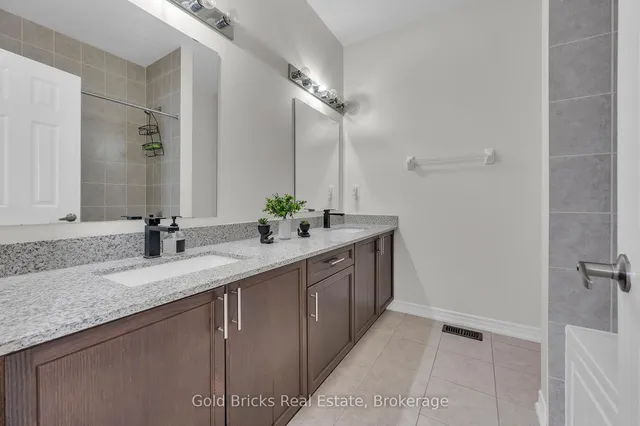 Additional image 27 of 18 Germain Circ