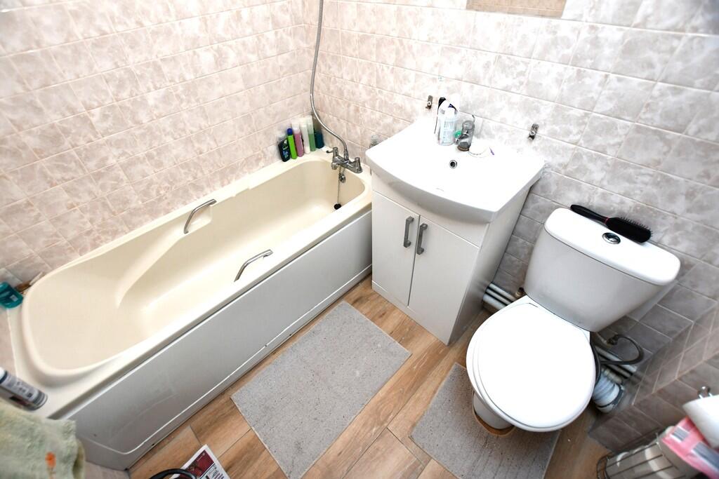 Additional image 5 of Bletchingley Close, Thornton Heath