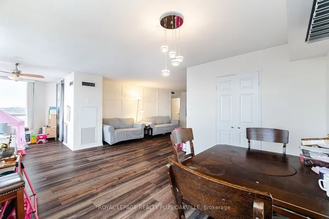 Additional image 20 of 4470 Tucana Crt Unit 910