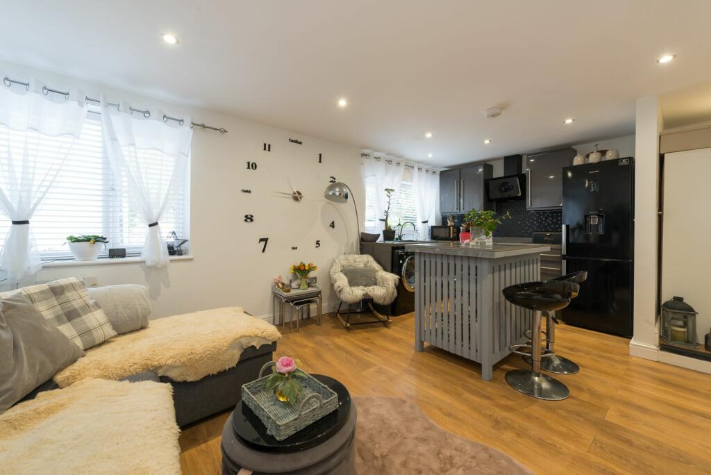 Additional image 3 of Victoria Road, Gina Court, CT11