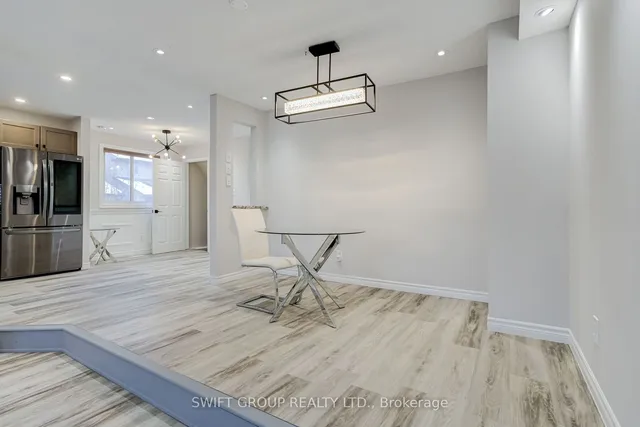 Additional image 13 of 2 Buffalo Crt