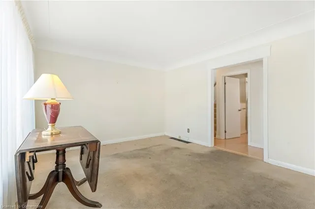 Additional image 6 of 59 Mountain Ave