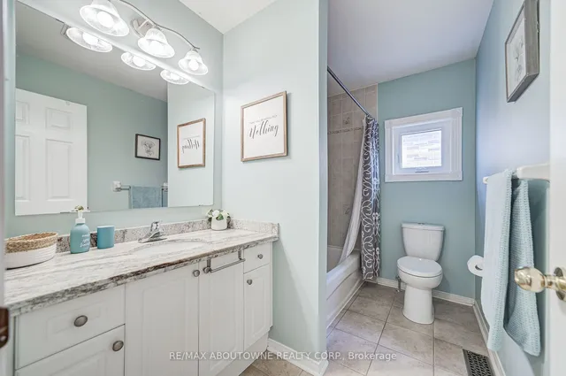 Additional image 34 of 2116 Newell Cres