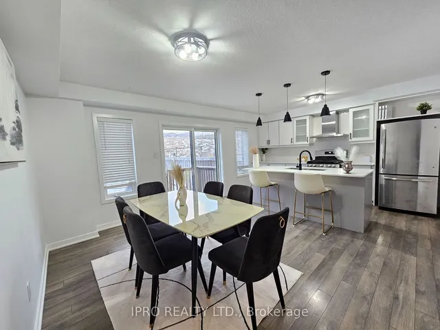 Additional image 13 of 128 Crafter Cres