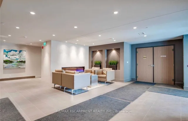 Additional image 37 of 1105 Leger Way Unit 211