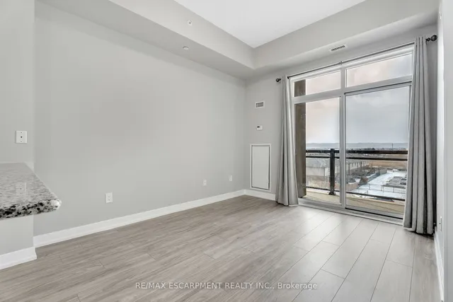 Additional image 14 of 35 SOUTHSHORE Cres Unit 421