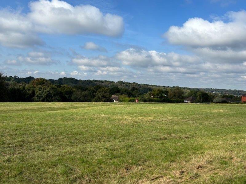 Additional image 27 of Barn Crescent, Riddlesdown, Purley
