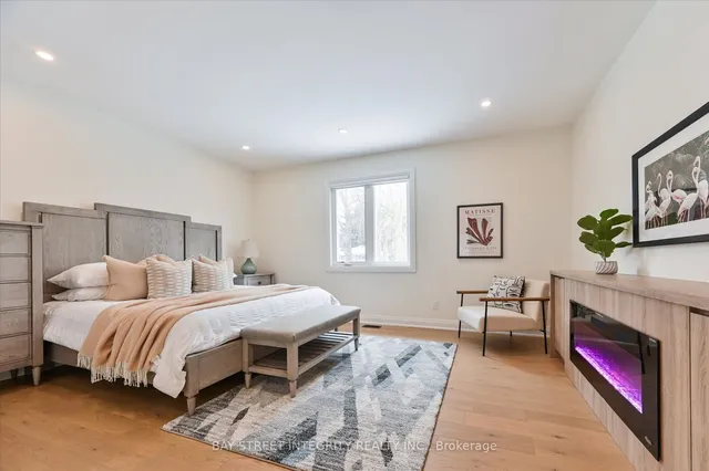 Additional image 22 of 1306 Amber Cres