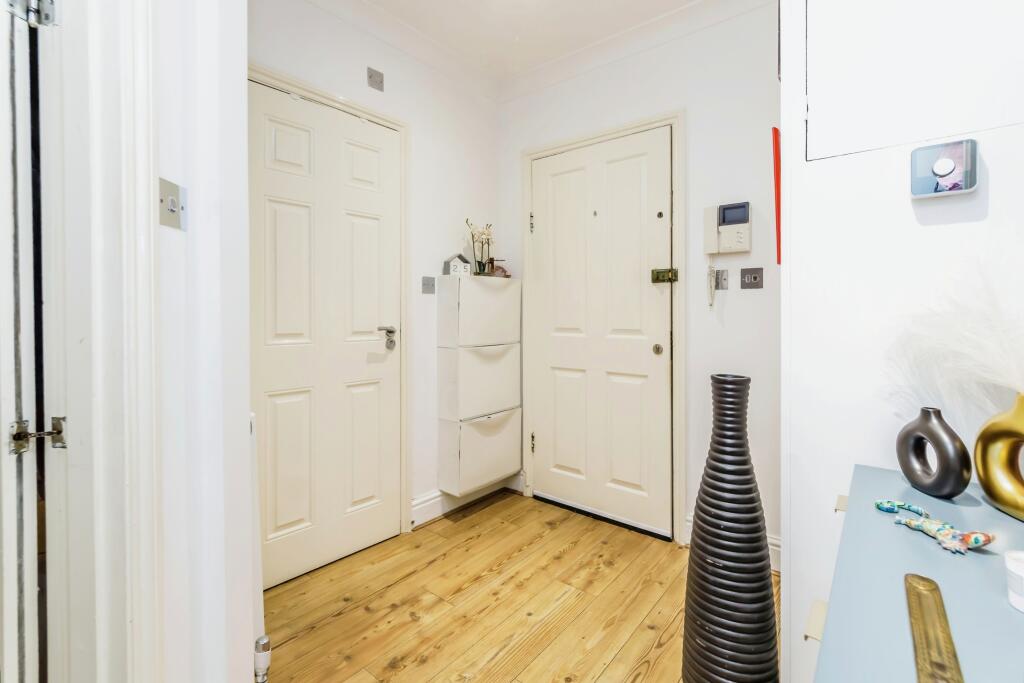 Additional image 14 of Thornton Road, Thornton Heath, CR7