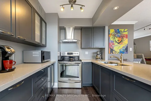 Additional image 16 of 50 Eglinton Ave Unit 501