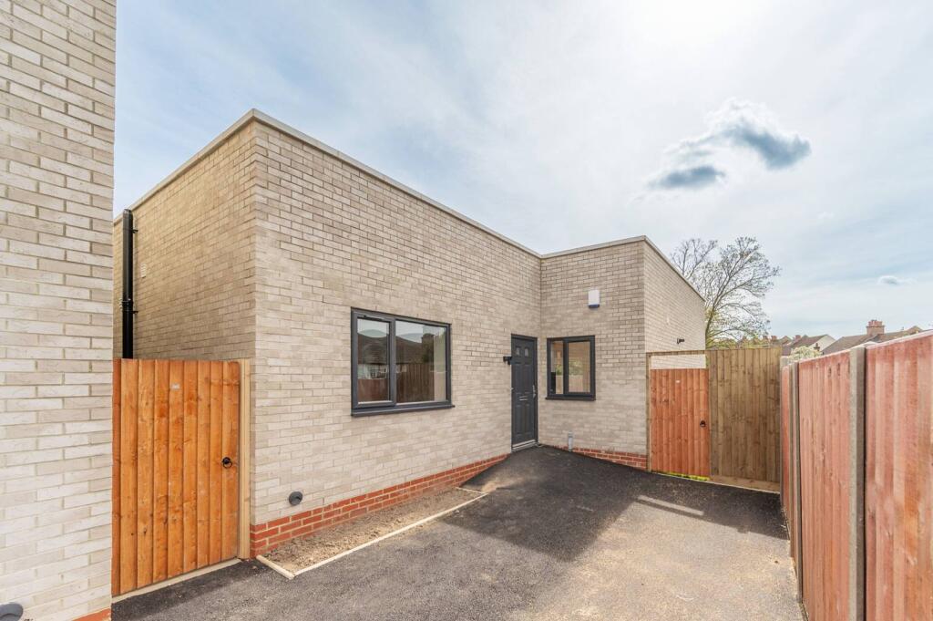 Additional image 14 of Hythe Road, Thornton Heath, CR7