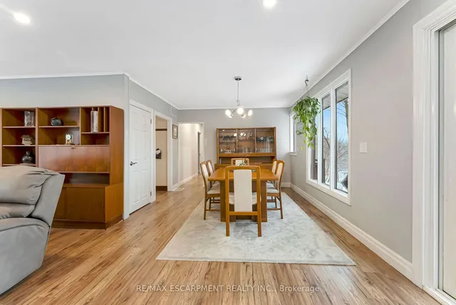 Additional image 13 of 5467 Sixth Line