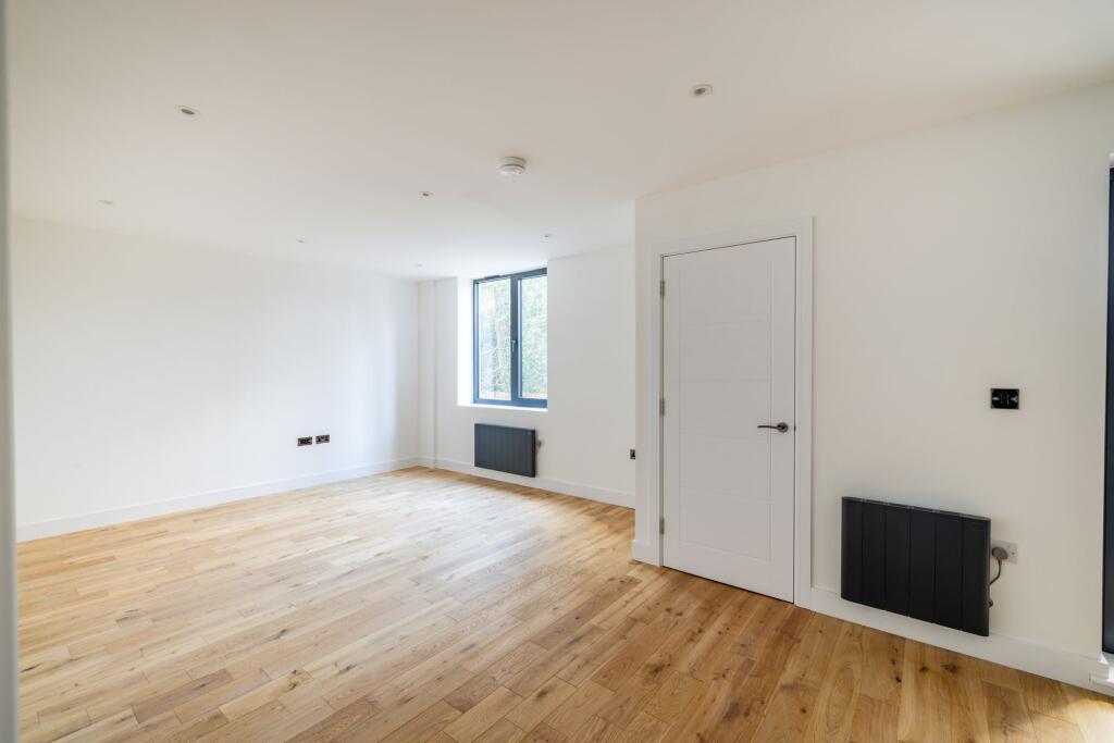 Additional image 6 of Seaton Court, Russell Hill, Purley