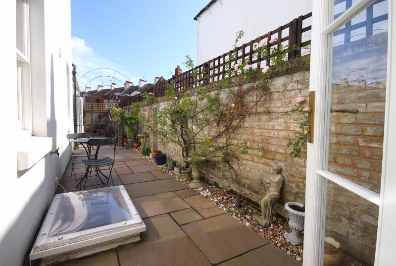 Additional image 26 of Walmer