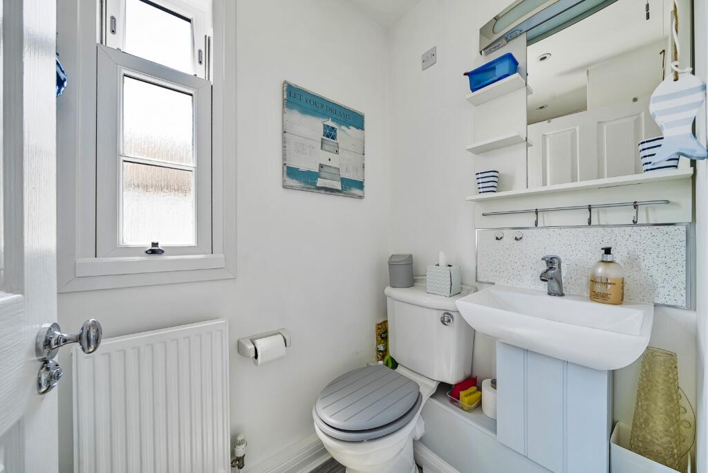 Additional image 17 of Wantsum Mews, Sandwich, Kent, CT13