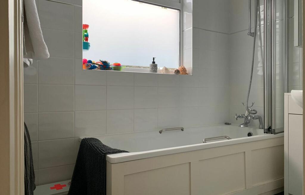 Additional image 16 of Masons Rise, Broadstairs, CT10