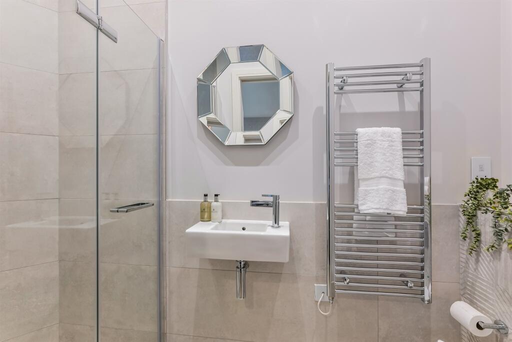 Additional image 9 of Firs Road, Kenley