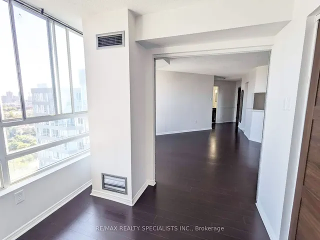 Additional image 14 of 50 Kingsbridge Garden Circ Unit 1807