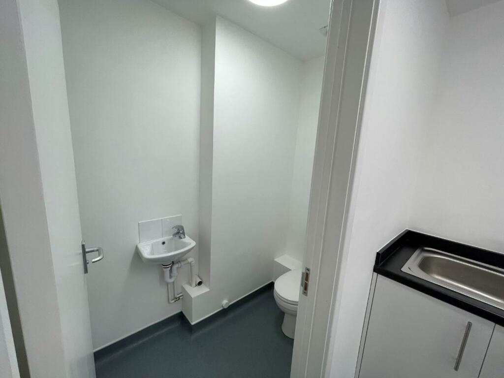 Additional image 8 of 10 Upper Bridge Street, Canterbury