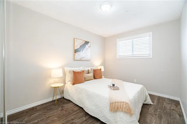 Additional image 26 of 43 Markham Cres