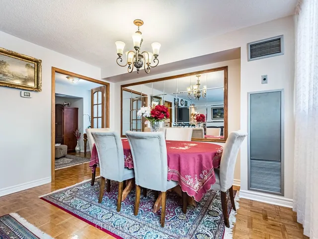 Additional image 8 of 3700 Kaneff Cres Unit 212