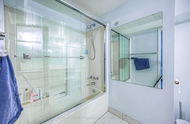 Additional image 30 of 50 Main St Unit 314